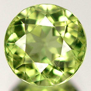 1.10 ct Green Apatite Gemstone, Apatite Gem in Round Facet Shape for Sale.