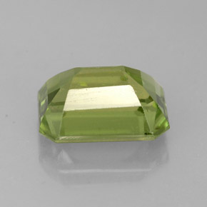 Apatite Gemstone in 8 x 6 mm (calibrated) Size for Sale, Apatite Stone in Green Color