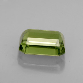 Apatite Gemstone in 8 x 6 mm (calibrated) Size for Sale, Apatite Stone in Green Color