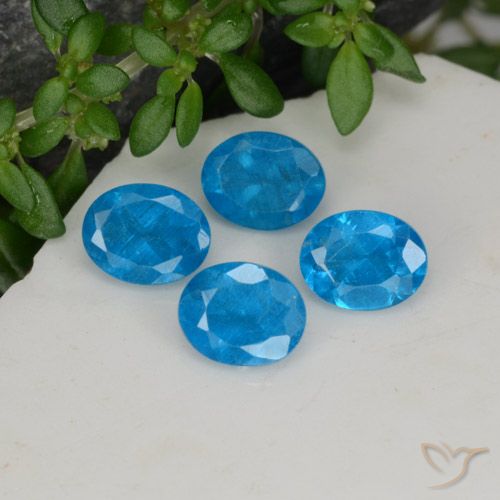 1.61ctw Natural Medium Blue Apatite, Oval, VS-SI