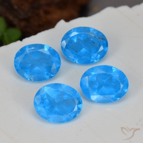 1.41ctw Natural Intense Blue Apatite, Oval, VS-SI