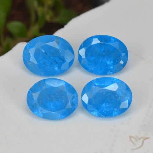 1.43ctw Natural Intense Blue Apatite, Oval, VS-SI