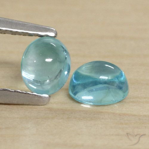 Paire Apatite Ovale 4,6 x 4mm - Poids total 0,91 ct / moyenne 0,46 ct chaque, pierre gemme naturelle , couleur Bleu aquatique avec pureté Transparent, dureté Mohs 5 à 5, Photo A