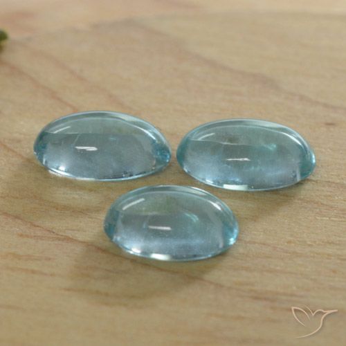 1.25ctw Natural Bright Greenish Blue Apatite, Oval, Transparent