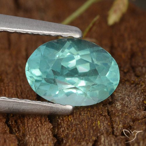 Apatita Turquesa Forma ovalada de 6,8 x 4,9mm de Madagascar, peso de 0.72ct, piedra preciosa Caliente de forma natural en claridad VS, Apatita de 1 pieza: el color es Verde azul intenso, dureza Mohs de 5 - 5, Photo A