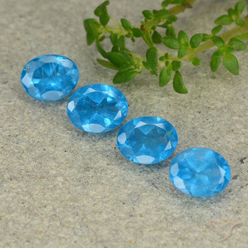 1.28ctw Natural Medium Blue Apatite, Oval, VS
