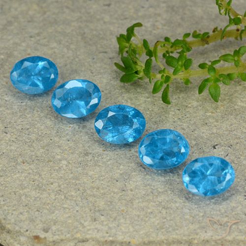 1.87ctw Natural Blue Apatite, Oval, VS