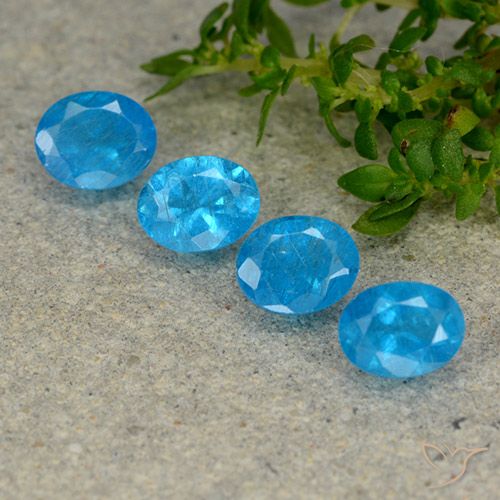 1.50ctw Natural Blue Apatite, Oval, VS