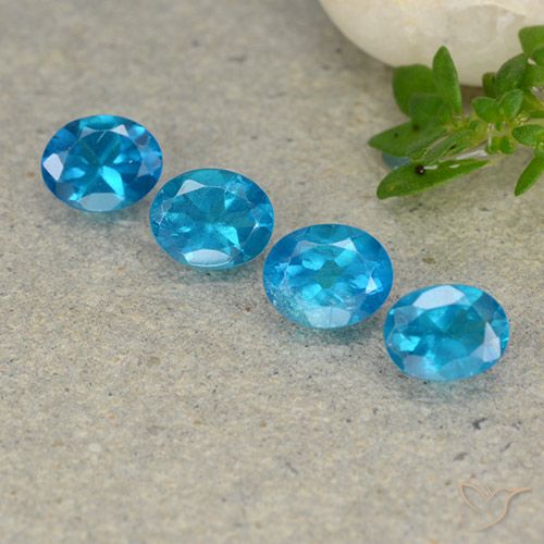 1.71ctw Natural Deep Aqua Blue Apatite, Oval, VS