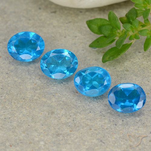 1.48ctw Natural Medium Blue Apatite, Oval, VS