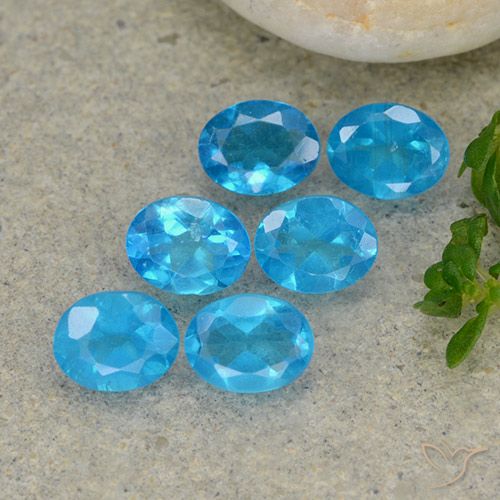 1.96ctw Natural Deep Azure Apatite, Oval, VS