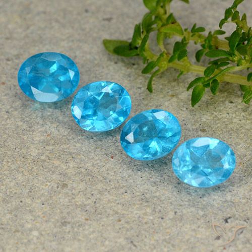 1.57ctw Natural Medium Blue Apatite, Oval, VS