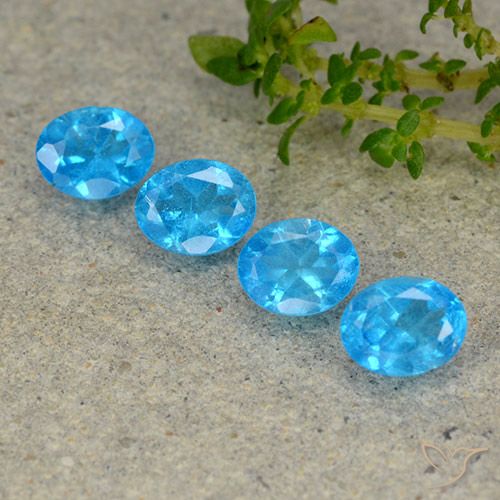 1.37ctw Natural Medium Blue Apatite, Oval, VS