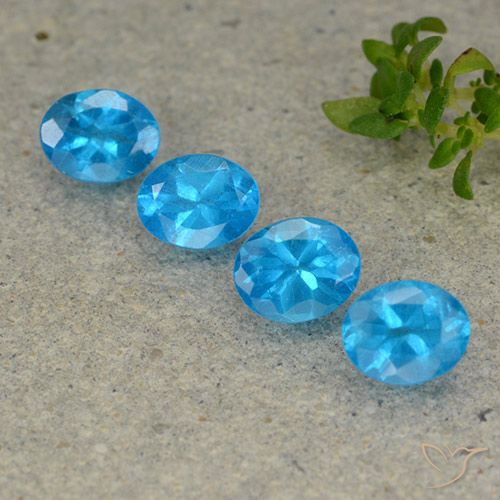 1.66ctw Natural Medium Blue Apatite, Oval, VS