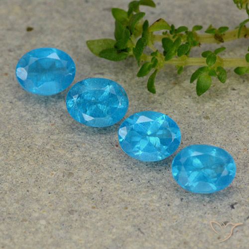 1.60ctw Natural Medium Blue Apatite, Oval, VS