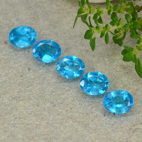 1.7 ct Blue Apatite, 5.2 x 4 mm Oval Cut From Madagascar, Photo A