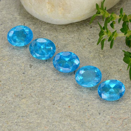1.78ctw Natural Medium Blue Apatite, Oval, VS