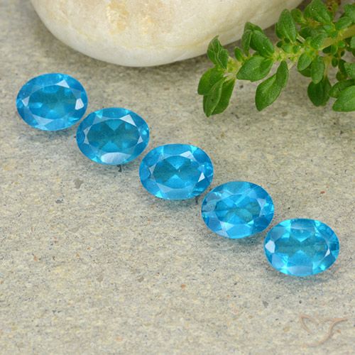 1.89ctw Natural Blue Apatite, Oval, VS