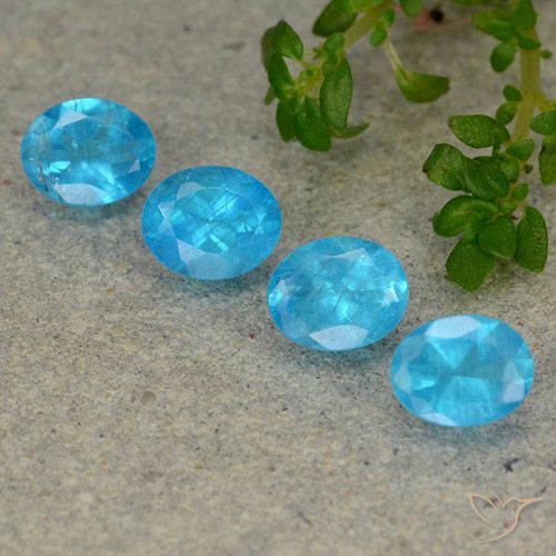 1.65ctw Natural Deep Aqua Apatite, Oval, VS
