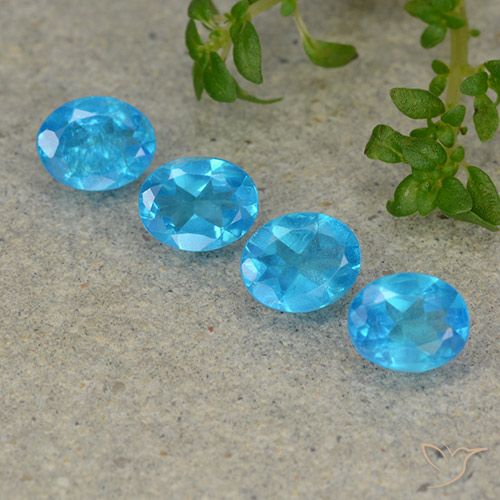 1.39ctw Natural Deep Aqua Blue Apatite, Oval, VS