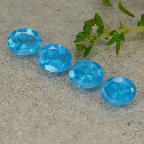 1.54ctw Natural Medium Blue Apatite, Oval, VS