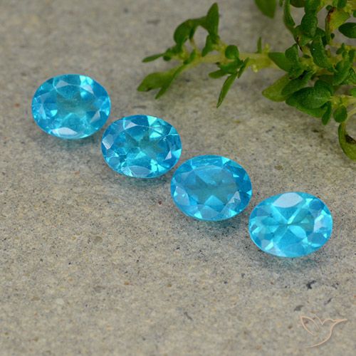 1.52ctw Natural Deep Aqua Blue Apatite, Oval, VS