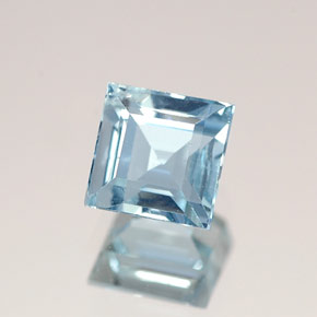 0.61 ct Blue Aquamarine Stone, Natural Aquamarine in Square Facet Shape for Sale