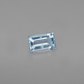 0.55 ct Blue Aquamarine Gemstone, Aquamarine Gem in Baguette Facet Shape for Sale.