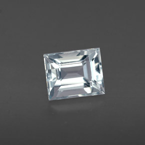0.84 ct Blue Aquamarine Gemstone, Aquamarine Gem in Baguette Facet Shape for Sale.