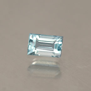 0.30 ct Blue Aquamarine Stone, Natural Aquamarine in Baguette Facet Shape for Sale