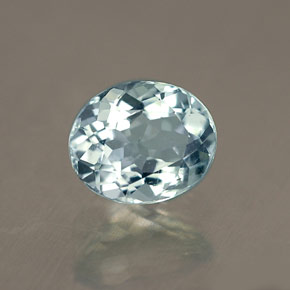 0.69 ct Blue Aquamarine Stone, Natural Aquamarine in Oval Facet Shape for Sale