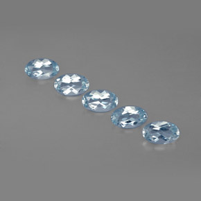 0.93 ct Blue Aquamarine Stone, Natural Aquamarine in Oval Facet Shape for Sale