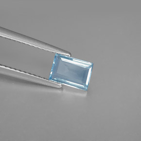 0.63 ct Blue Aquamarine Stone, Natural Aquamarine in Baguette Facet Shape for Sale