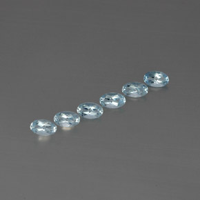 1.23 ct Blue Aquamarine Stone, Natural Aquamarine in Oval Facet Shape for Sale