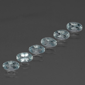 1.21 ct Blue Aquamarine Stone, Natural Aquamarine in Oval Facet Shape for Sale