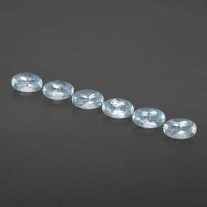 1.18 ct Blue Aquamarine Stone, Natural Aquamarine in Oval Facet Shape for Sale