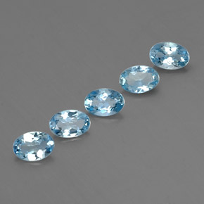 1.75 ct Blue Aquamarine Stone, Natural Aquamarine in Oval Facet Shape for Sale
