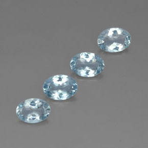 2.41 ct Blue Aquamarine Stone, Natural Aquamarine in Oval Facet Shape for Sale