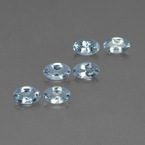 1.33 ct Blue Aquamarine Stone, Natural Aquamarine in Oval Facet Shape for Sale