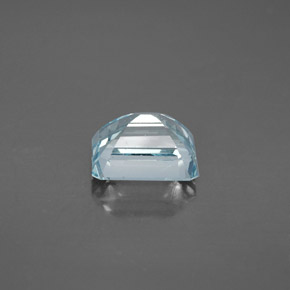 Aquamarine Gemstone in 9 x 7 mm (calibrated) Size for Sale, Aquamarine Stone in Light Blue Color