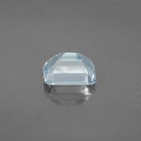 Aquamarine Gemstone in 9 x 7 mm (calibrated) Size for Sale, Aquamarine Stone in Light Blue Color