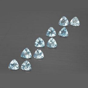 1.71 ct Blue Aquamarine Gemstone, Aquamarine Gem in Trillion Facet Shape for Sale.