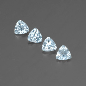 1.66 ct Blue Aquamarine Gemstone, Aquamarine Gem in Trillion Facet Shape for Sale.