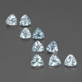 3.16 ct Blue Aquamarine Gemstone, Aquamarine Gem in Trillion Facet Shape for Sale.