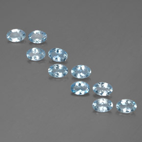 4.03 ct Blue Aquamarine Gemstone, Aquamarine Gem in Oval Facet Shape for Sale.