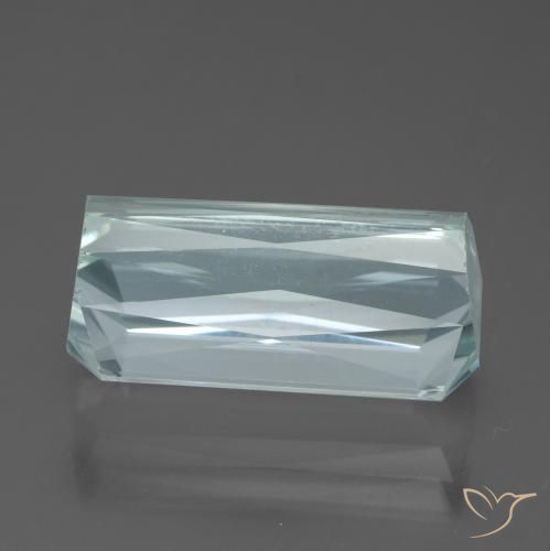 Aquamarine Gemstone in 19.3 x 9.7 mm Size for Sale, Aquamarine Stone in Light Aqua Blue Color