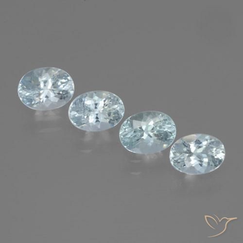 4 Stück/Set ovaler blauer Aquamarin aus Indien - Größe 6,4 x 4,8mm, Gewicht 2,4 ct gesamt / Durchschn. je 0,6 ct, Mohs-Härte 7,5 - 8 Geeignet für den täglichen Gebrauch im Schmuck, März Geburtsstein, Photo A