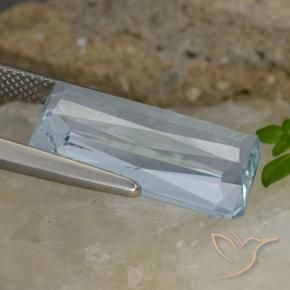 Aquamarine Gemstone in 19.6 x 9.6 mm Size for Sale, Aquamarine Stone in Light Blue Color