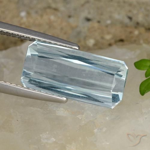 7.00ct Natural Light Blue Aquamarine, Emerald Cut, VVS