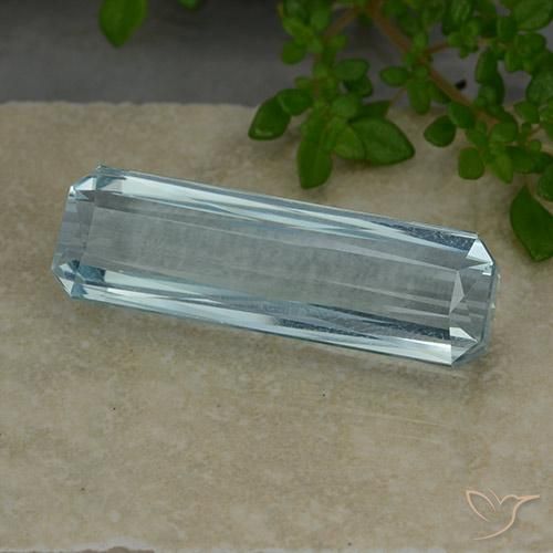 23.57 ct Blue Aquamarine Stone, Natural Aquamarine in Octagon / Scissor Cut Shape for Sale